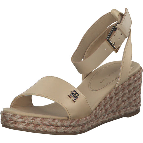 FW0FW07913 harvest wheat